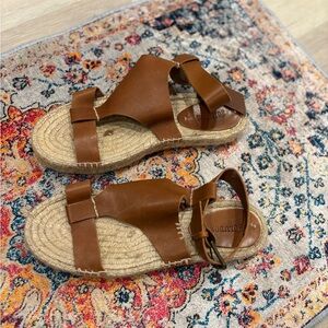 Soludos Women's Brown Espadrille Leather Sandals. Size 9